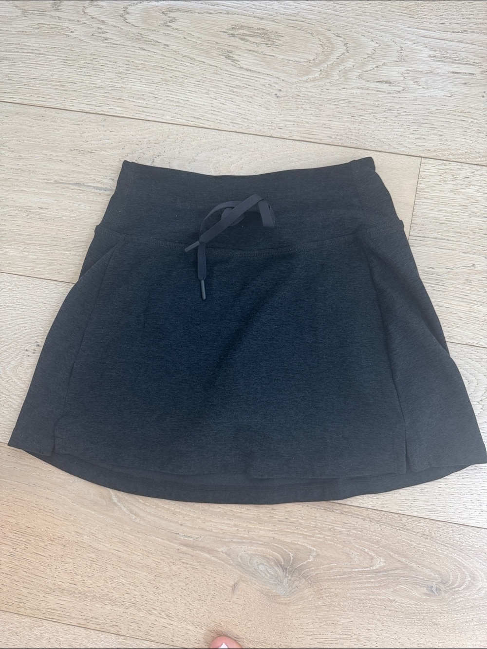 Beyond Yoga Black Athletic Drawstring Mini Skirt